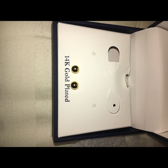 STILL IN BIX 14k gold plated  earrings - Picture 2 of 2